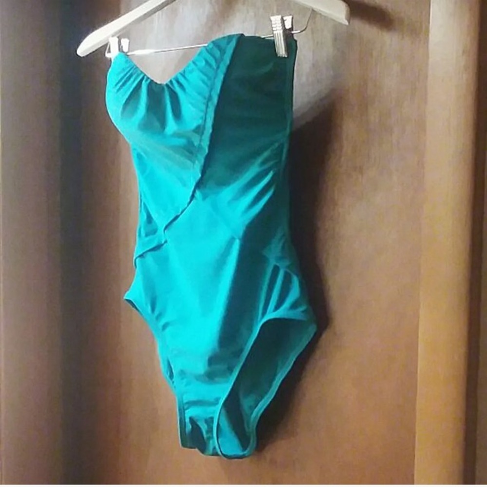 Amerex One-Piece